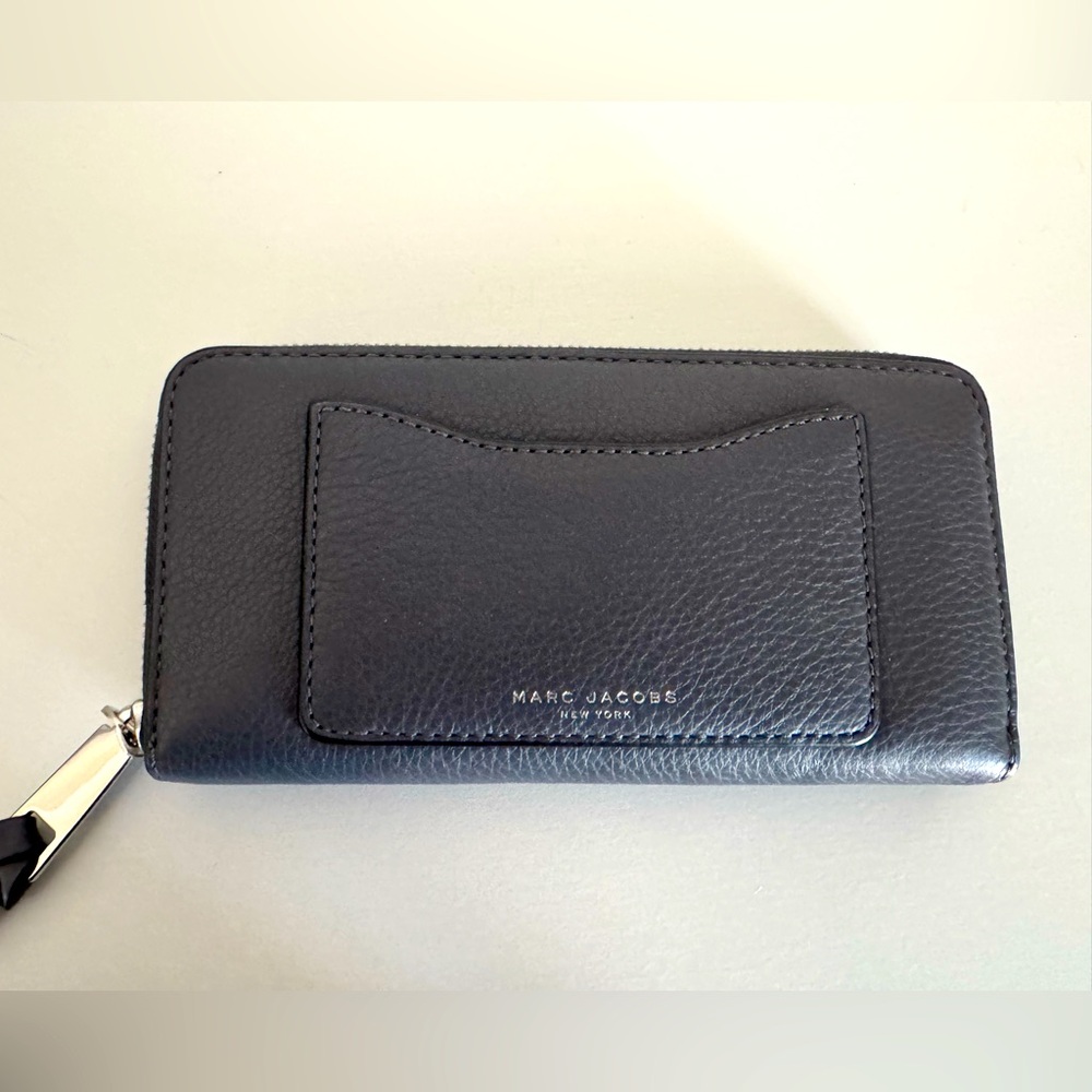 Marc Jacobs Recruit Nomad Mink Gray-Taupe Pebbled Leather Wallet